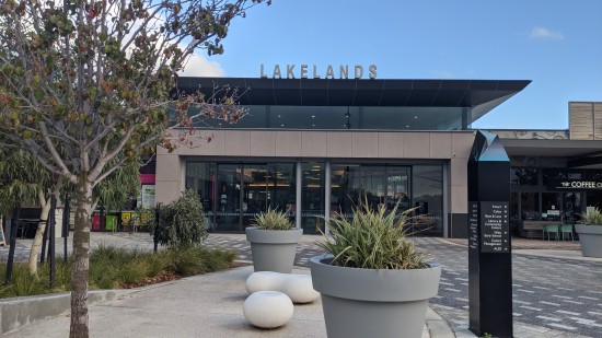 Lakelands Shopping Centre